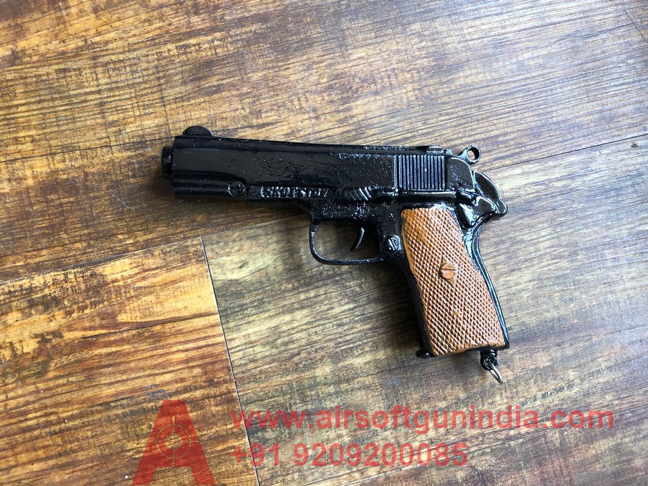CORK GUN BERETTA STYLE BROWN BY AIRSOFT GUN INDIA ( SOUND GUN ) FOR